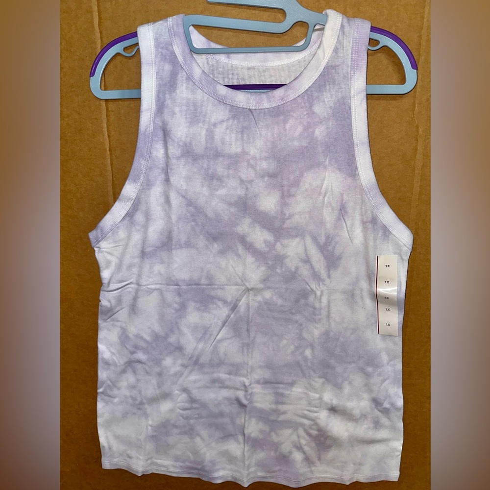4x Tank Tops